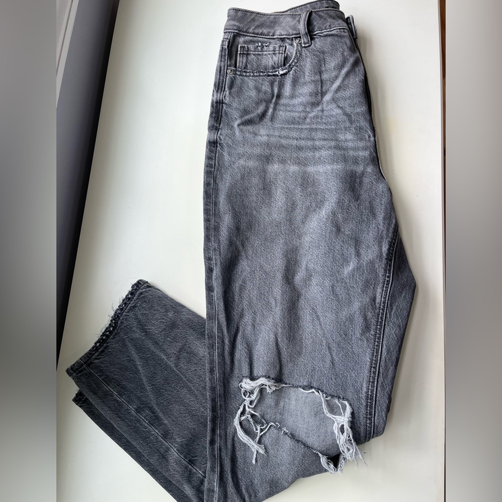 American Eagle straight leg jeans